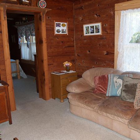 Henson Cove Place Bed And Breakfast W/Cabin Хаяуасий Екстериор снимка
