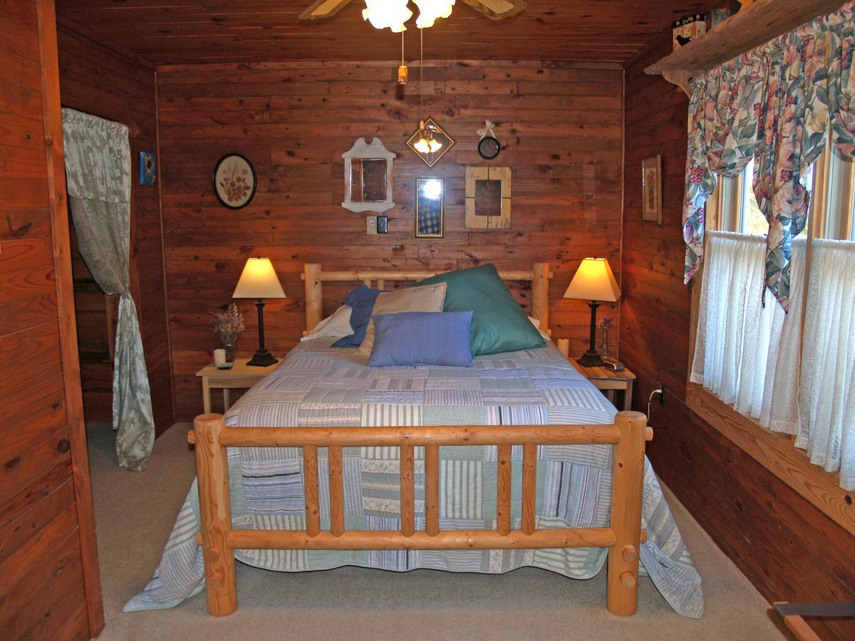 Henson Cove Place Bed And Breakfast W/Cabin Хаяуасий Екстериор снимка