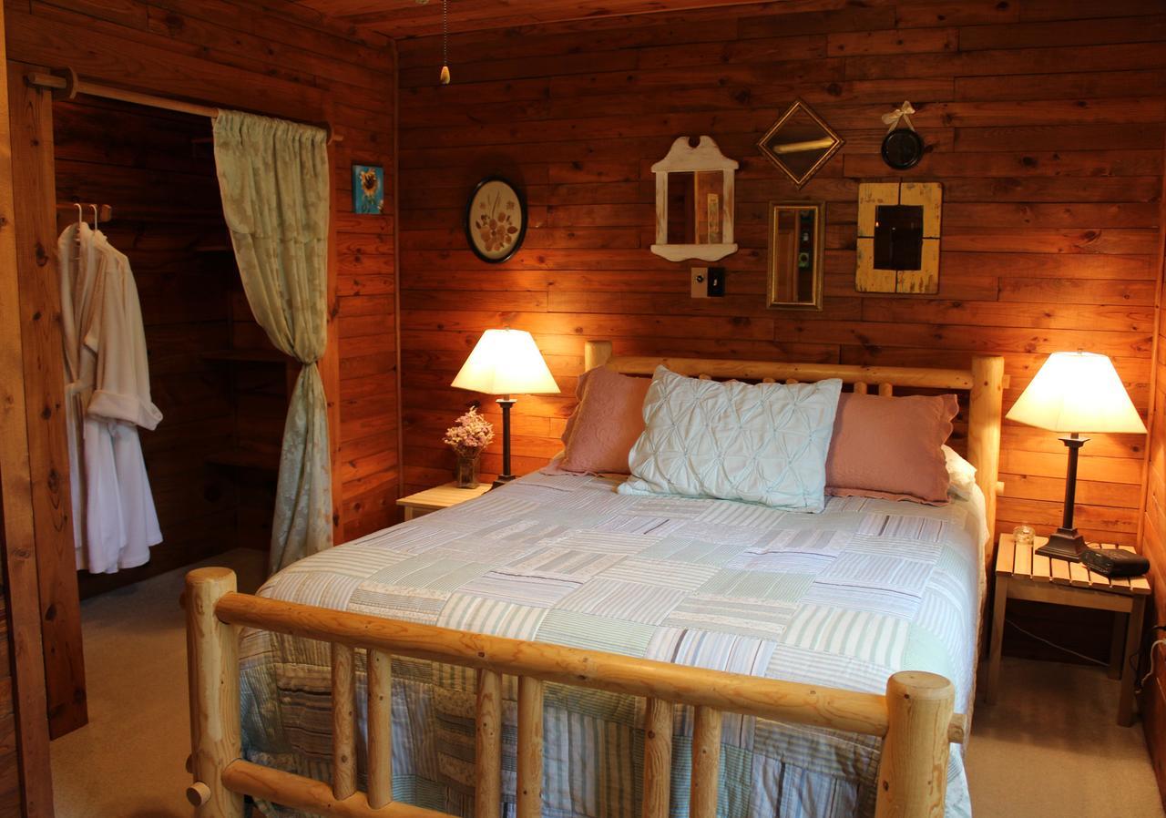 Henson Cove Place Bed And Breakfast W/Cabin Хаяуасий Екстериор снимка